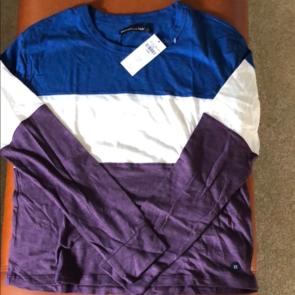 New Abercrombie & Fitch long sleeve tshirt